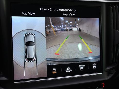 Used 2021 Maserati Levante GranSport image 36