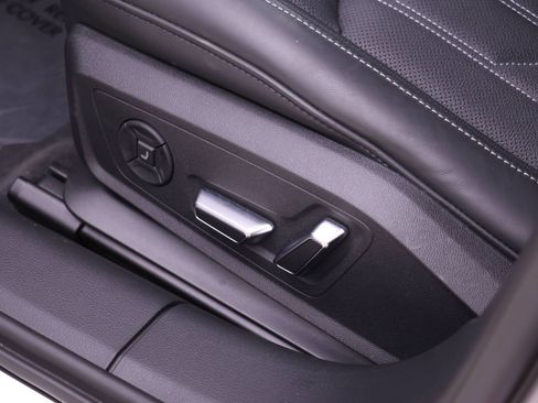 Certified 2025 Audi RS 6 performance AWD/4WD image 19