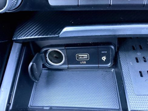 Used 2023 Kia Stinger GT-Line w/ Sun & Sound Package RWD image 19