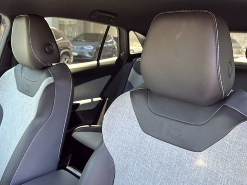 Certified 2023 Volkswagen ID.4 Pro RWD image 14