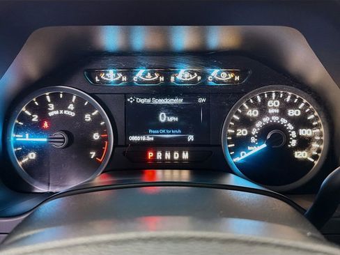 Used 2018 Ford F150 XLT w/ Equipment Group 302A Luxury image 15