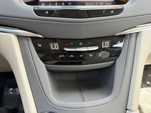Used 2023 Cadillac XT5 Premium Luxury w/ LPO, Floor Liner Package AWD/4WD image 32