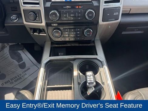 Used 2017 Ford F350 Lariat w/ Lariat Ultimate Package AWD/4WD image 20