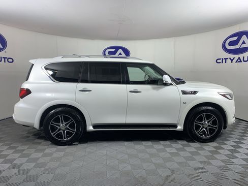 Used 2018 INFINITI QX80 2WD w/ Driver Assistance Package image 2