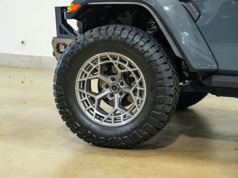 Used 2024 Jeep Wrangler Unlimited Rubicon 392 image 8