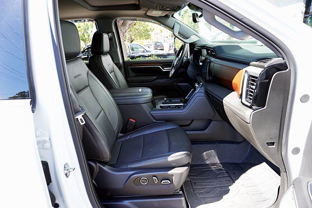 Used 2024 GMC Sierra 2500 Denali w/ Technology Package AWD/4WD image 20