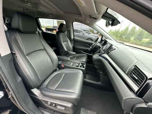 Used 2023 Honda Odyssey Touring image 24