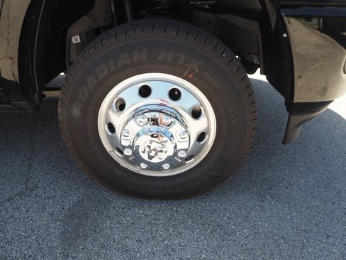 New 2025 RAM 3500 Longhorn image 5