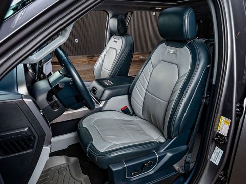 Used 2022 Ford F350 Limited image 26