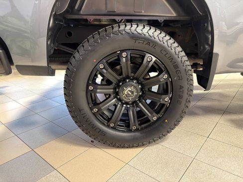 Used 2021 Chevrolet Silverado 1500 Custom Trail Boss image 10