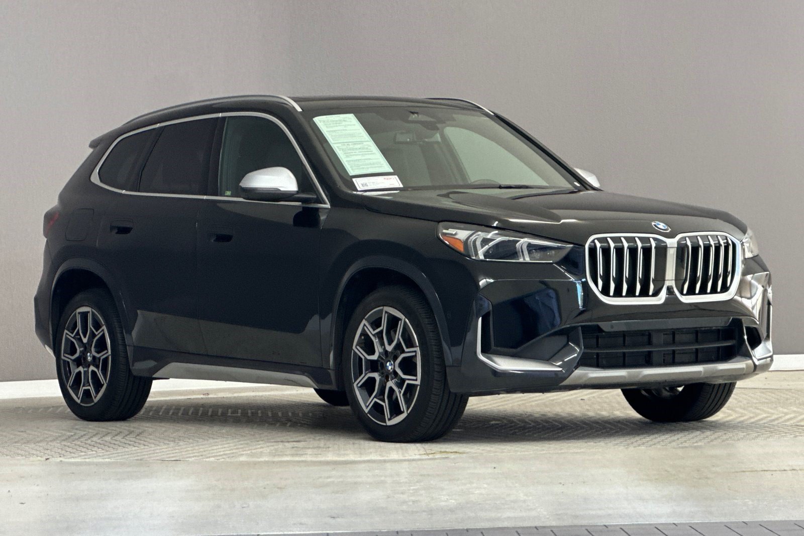 Certified 2023 BMW X1 xDrive28i w/ Premium Package AWD/4WD image 6