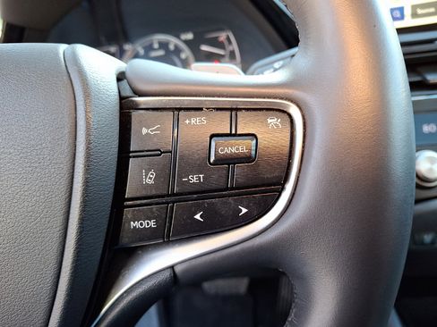 Certified 2023 Lexus ES 350 w/ Premium Package image 23