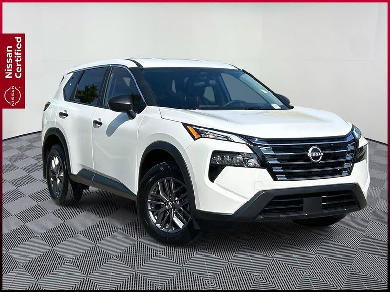 Certified 2025 Nissan Rogue S image 1