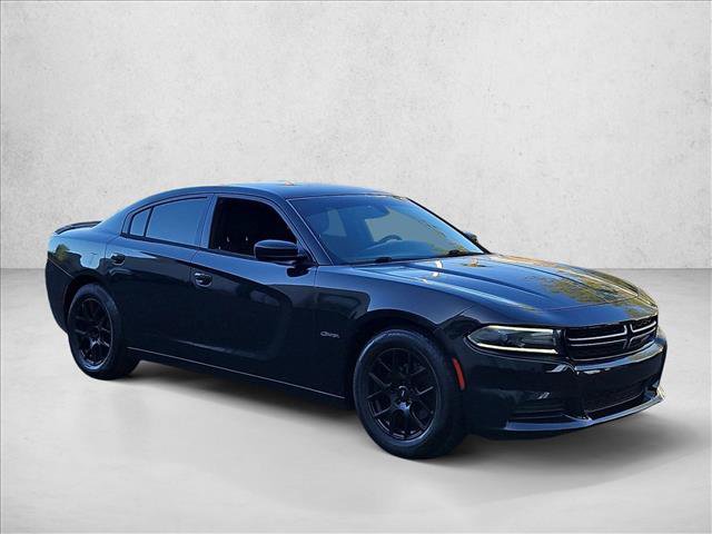 Used 2015 Dodge Charger SE w/ Sport Appearance Group RWD image 3