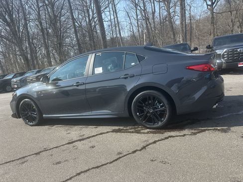 New 2026 Toyota Camry SE image 15