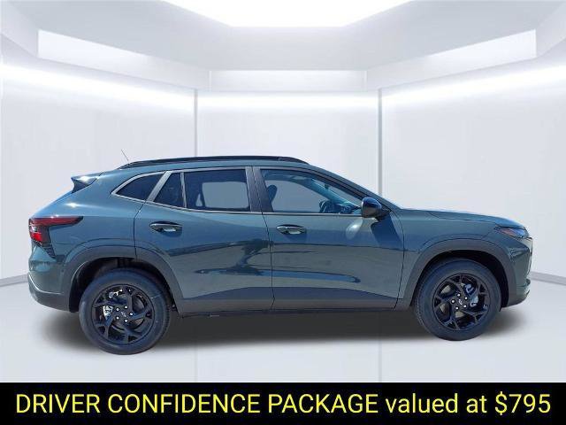 New 2026 Chevrolet Trax LT w/ Driver Confidence Package FWD image 2