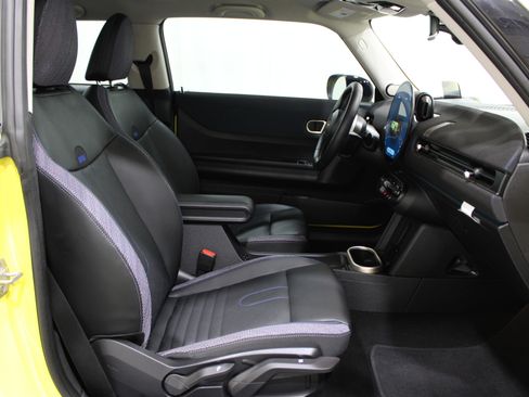 Used 2025 MINI Cooper S image 23