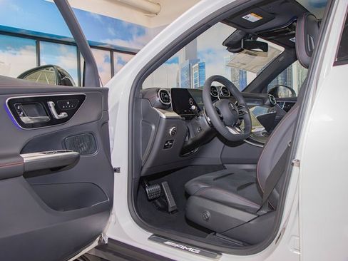 Used 2026 Mercedes-Benz GLC 43 AMG GLC 43 AMG image 13