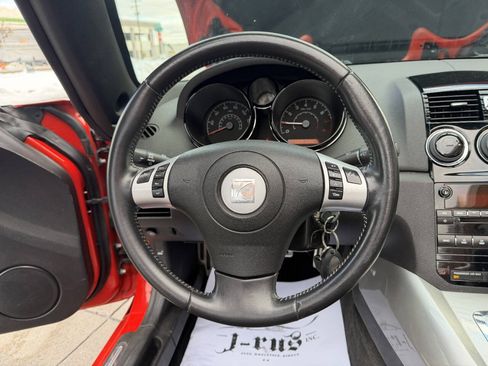 Used 2009 Saturn Sky w/ Premium Trim Package image 30