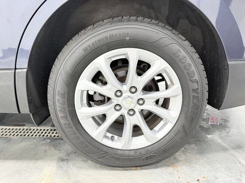 Used 2018 Chevrolet Equinox LT image 29