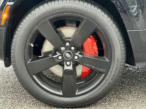 Used 2020 Land Rover Defender 110 X image 27