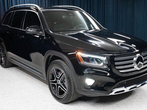 Certified 2026 Mercedes-Benz GLB 250 image 3