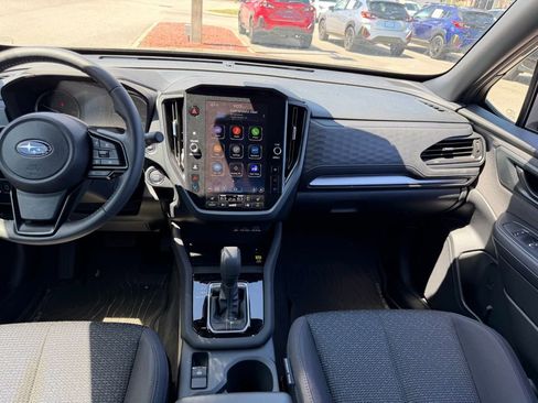 Used 2025 Subaru Forester Premium w/ Protection Package image 23