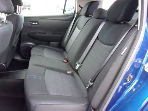 Used 2021 Nissan Leaf SV Plus w/ SV Plus Technology Package FWD image 21