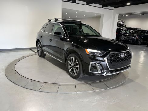 Used 2023 Audi Q5 2.0T Premium Plus w/ Premium Plus Package AWD/4WD image 6
