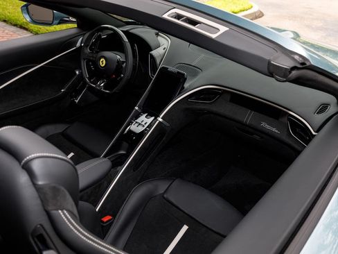 Used 2026 Ferrari Roma Spider RWD image 17