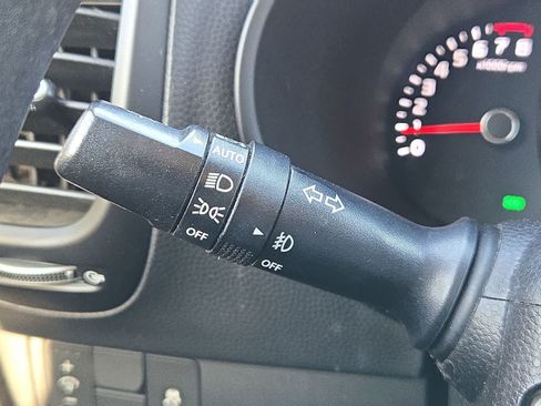 Used 2018 Kia Soul + FWD image 26