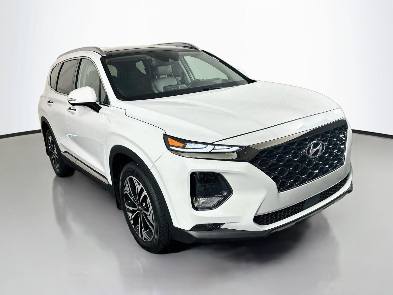 Used 2020 Hyundai Santa Fe Limited w/ Cargo Package FWD image 1