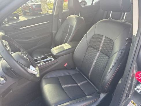 Certified 2025 Nissan Altima 2.5 SR image 21