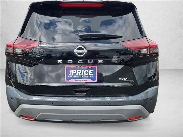 Used 2023 Nissan Rogue SV FWD image 6