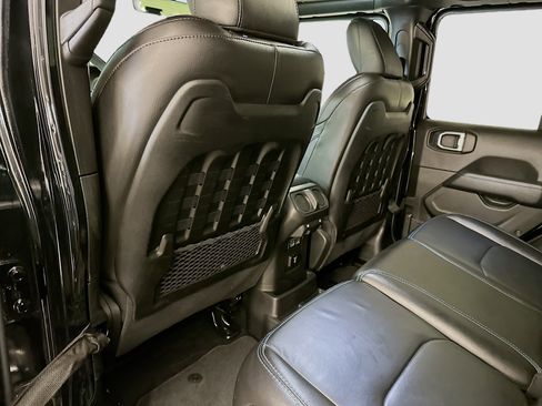 Used 2021 Jeep Wrangler Unlimited Rubicon 4xe w/ Steel Bumper Group image 28