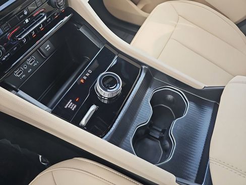 New 2025 Jeep Grand Cherokee Limited w/ Trailer Tow Package image 24