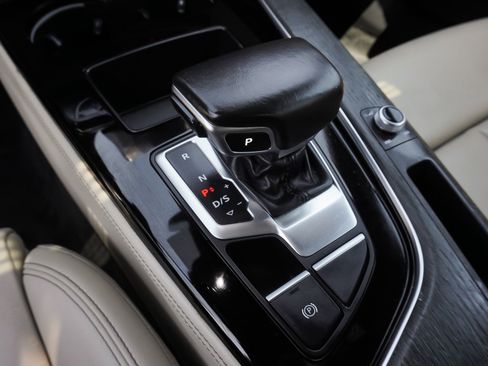 Used 2022 Audi A4 2.0T Premium Plus AWD/4WD image 26