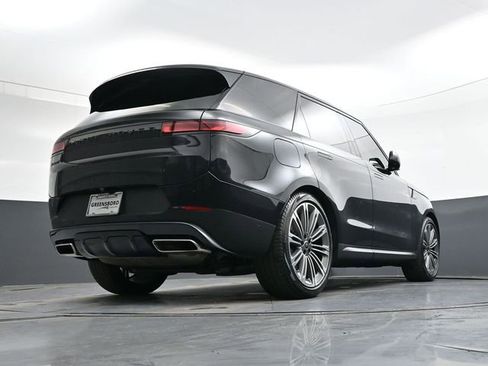 Used 2024 Land Rover Range Rover Sport SE image 29