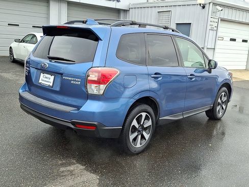 Used 2017 Subaru Forester 2.5i Premium w/ All-Weather Package image 9