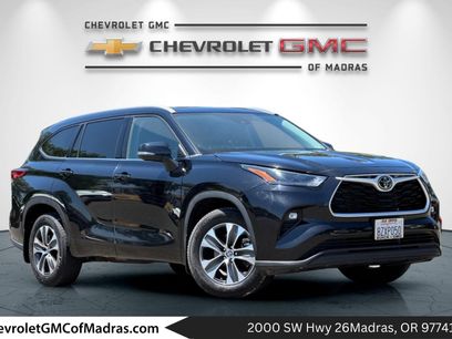 Used 2022 Toyota Highlander XLE