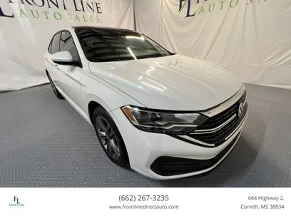 Used 2023 Volkswagen Jetta SE