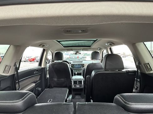 Used 2023 Volkswagen Atlas SEL image 30