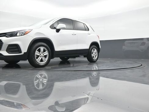 Used 2021 Chevrolet Trax LS w/ LPO, Cargo Package image 16