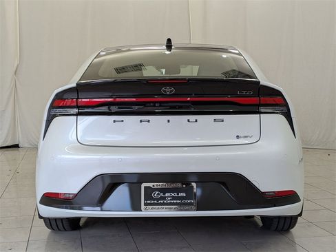 Used 2024 Toyota Prius Limited w/ Limited Premium Package image 8