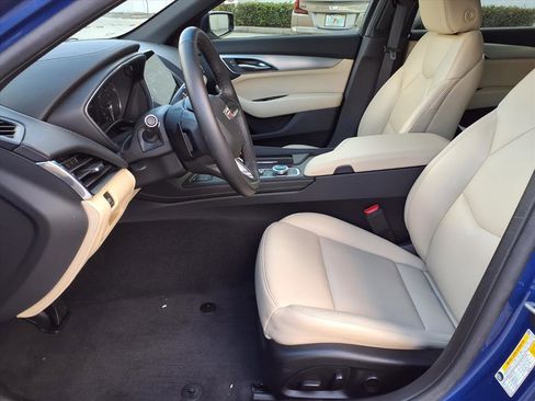 Certified 2023 Cadillac CT5 Luxury w/ Cold Weather Package image 20