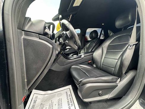 Used 2017 Mercedes-Benz GLC 300 4MATIC w/ Premium 1 Package image 11