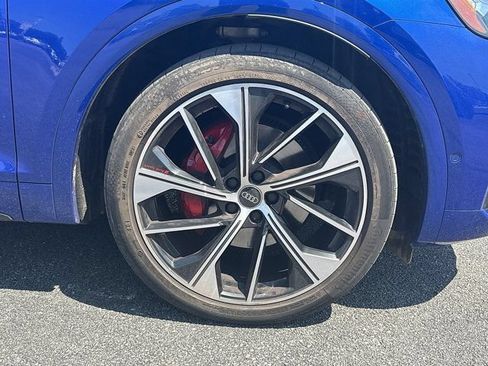 Used 2023 Audi SQ5 Prestige AWD/4WD image 9