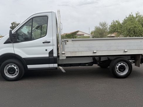 Used 2019 Ford Transit 250 138 image 2
