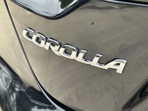 Certified 2025 Toyota Corolla LE image 10