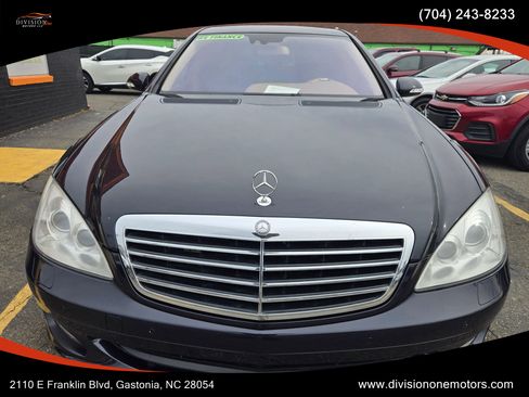 Used 2009 Mercedes-Benz S 550 4MATIC image 2